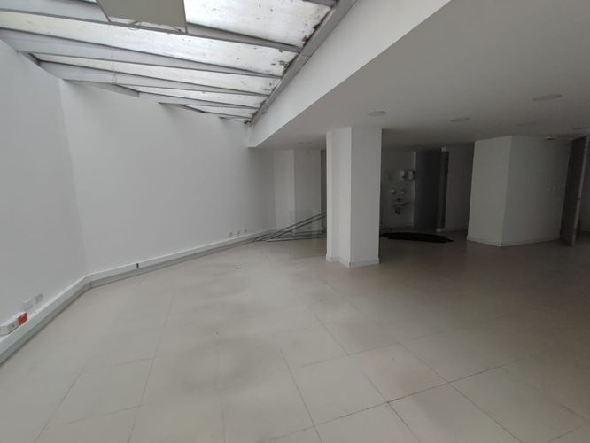 Edificio en arriendo en Cable, Manizales, 670 m² · foto 13 de 24