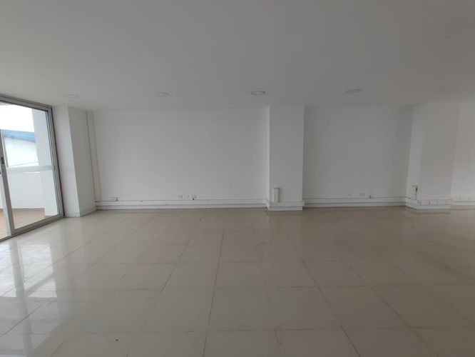Edificio en arriendo en Cable, Manizales, 670 m² · foto 20 de 24