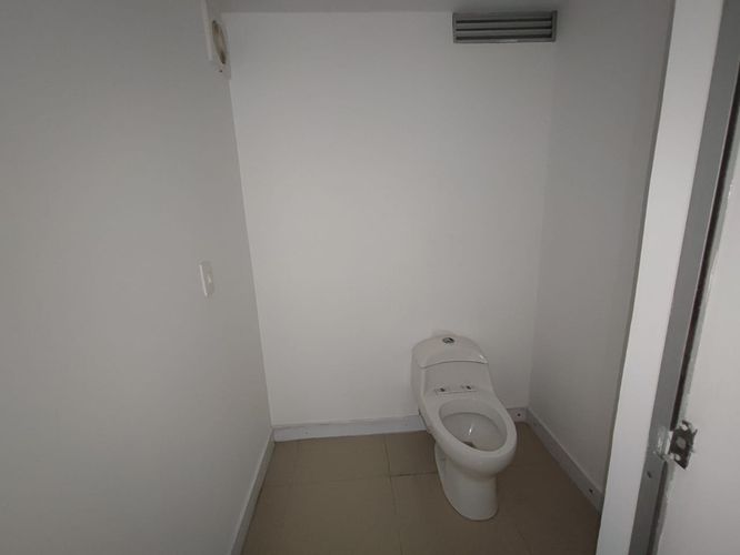Edificio en arriendo en Cable, Manizales, 670 m² · foto 24 de 24