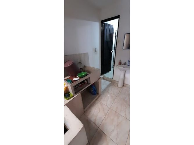 Casa de 8 alcobas en venta en El Poblado Ii, Cali, 180 m² · foto 7 de 20
