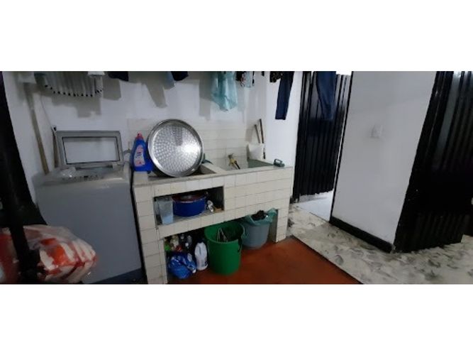 Casa de 8 alcobas en venta en El Poblado Ii, Cali, 180 m² · foto 10 de 20