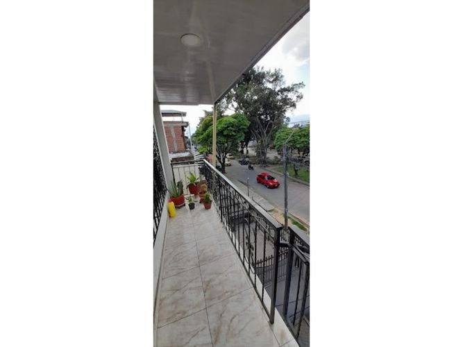 Casa de 8 alcobas en venta en El Poblado Ii, Cali, 180 m² · foto 20 de 20