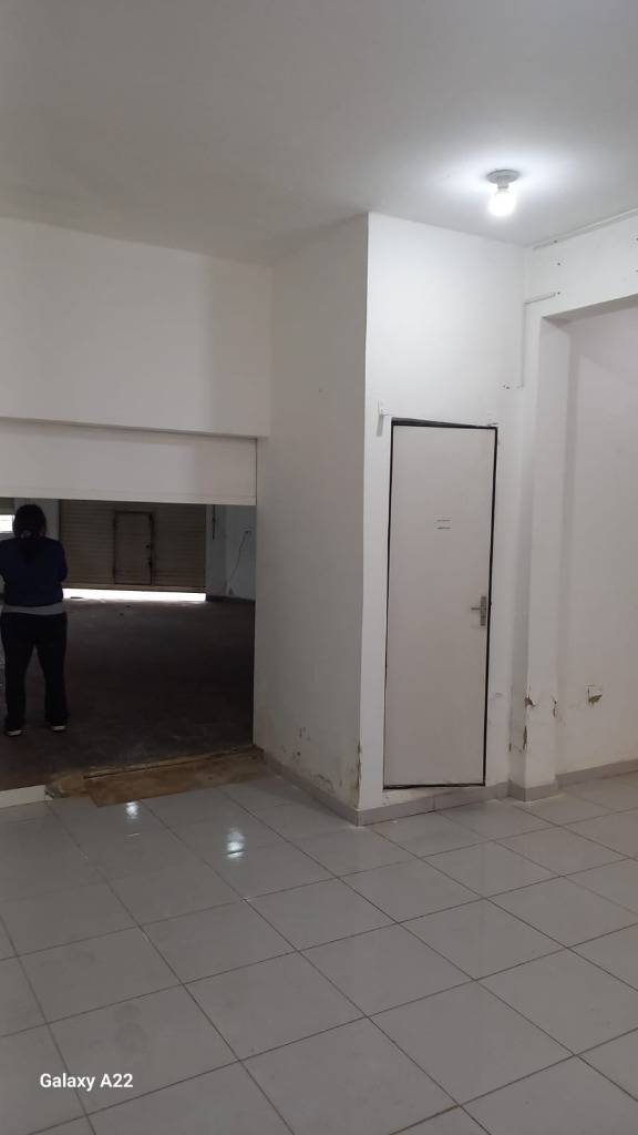 ¡¡¡Oportunidad Única Propiedad en Esquina Comercial Estratégica!!! — foto 2