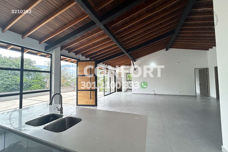 Casa de 4 alcobas en arriendo en San Rafael, Envigado, 330 m² · foto 6 de 24