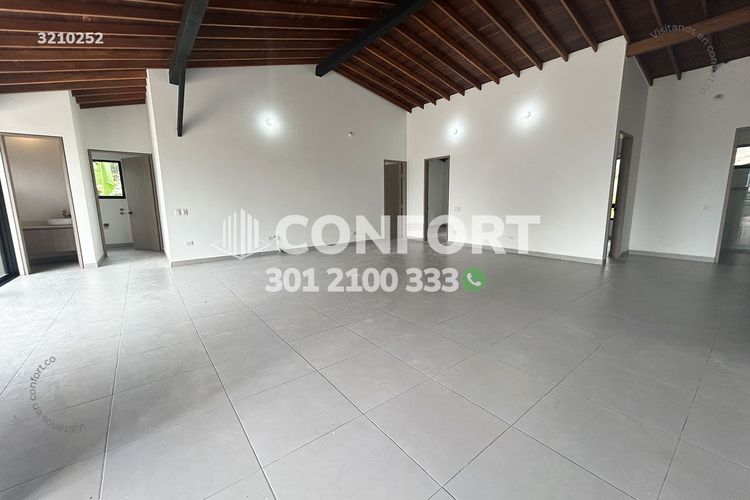 Casa de 4 alcobas en arriendo en San Rafael, Envigado, 330 m² · foto 8 de 24
