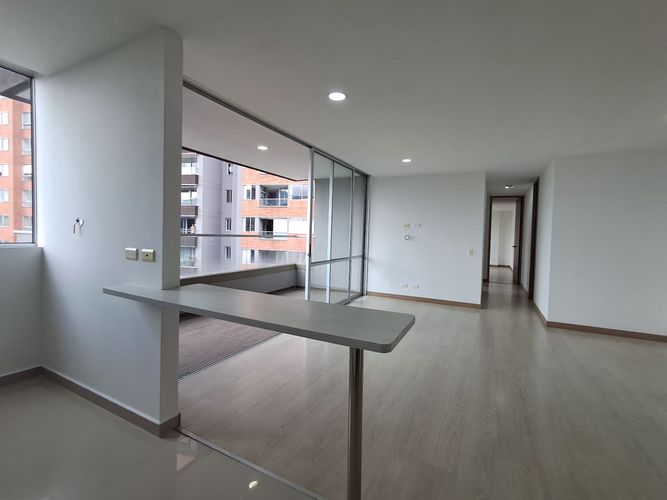 Apartamento en venta en Ditaires, Itagüí · foto 2 de 21