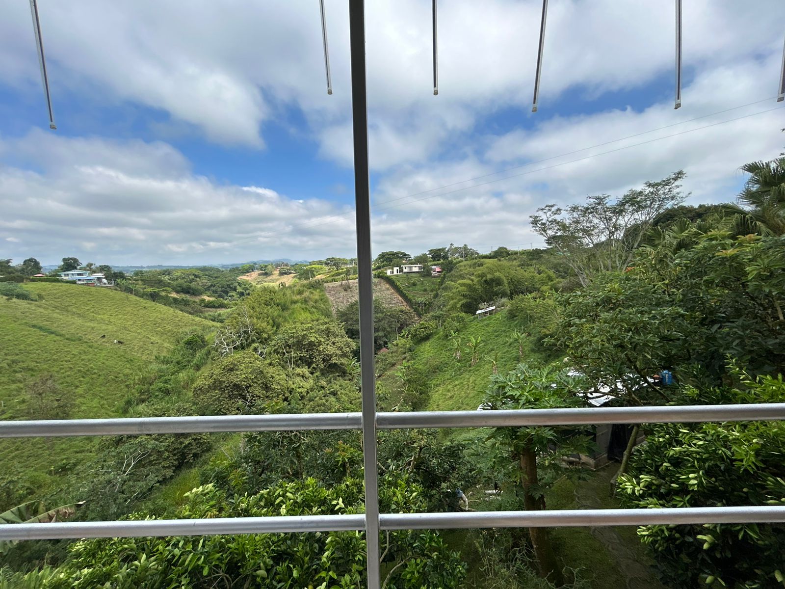 Casa en venta en Los Sauces, Pereira · foto 2 de 24
