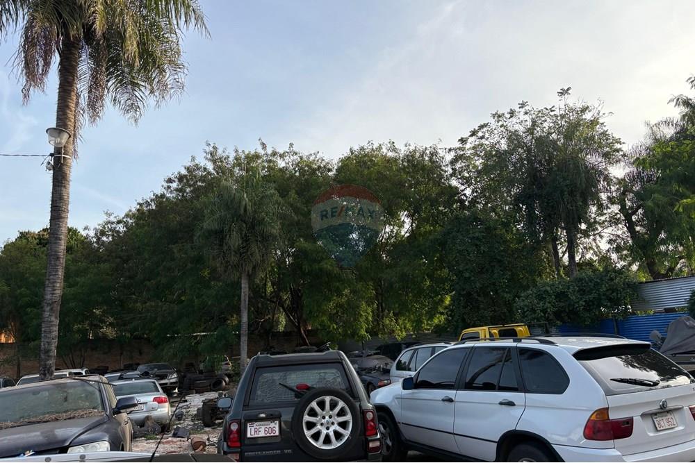 VENDO AMPLIO TERRENO COMERCIAL ZONA PINEDO — foto 3