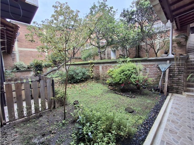 Casa de 5 alcobas en venta en Lagos Del Cacique, Bucaramanga, 650 m² · foto 12 de 24