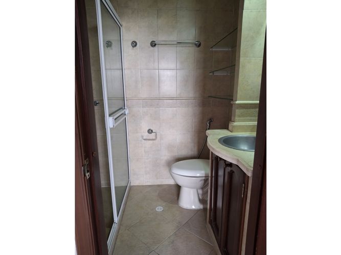 Casa de 5 alcobas en venta en Lagos Del Cacique, Bucaramanga, 650 m² · foto 14 de 24