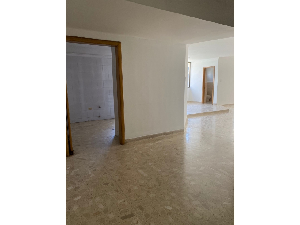 Apartamento en venta en Altos Del Prado, Barranquilla · foto 4 de 19