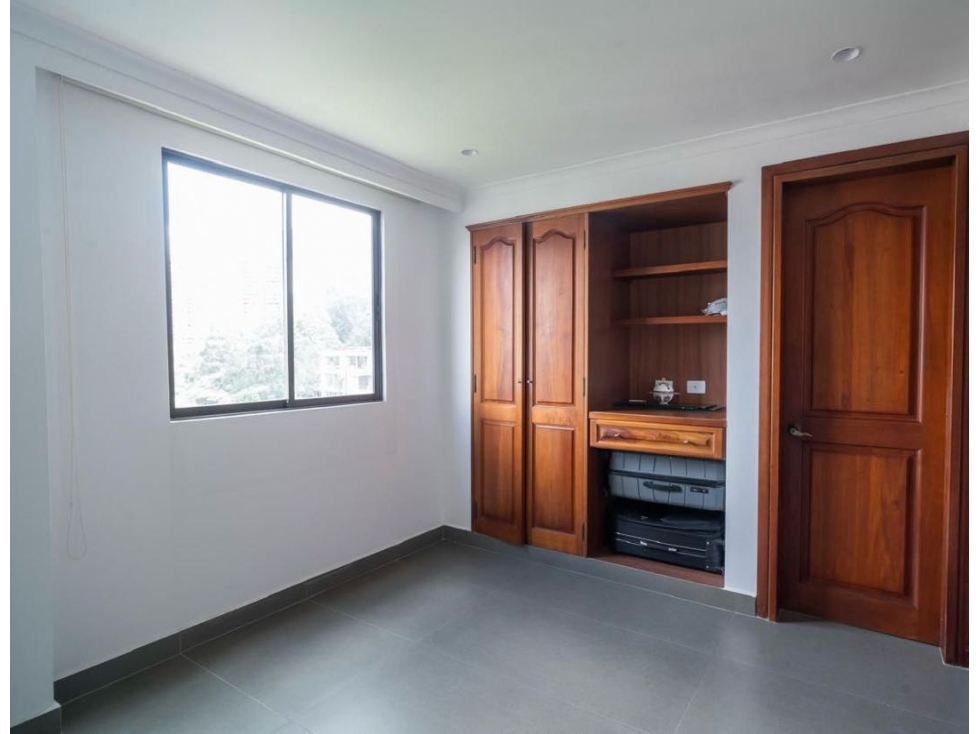Apartamento en venta en El Poblado, Medellín · foto 4 de 24