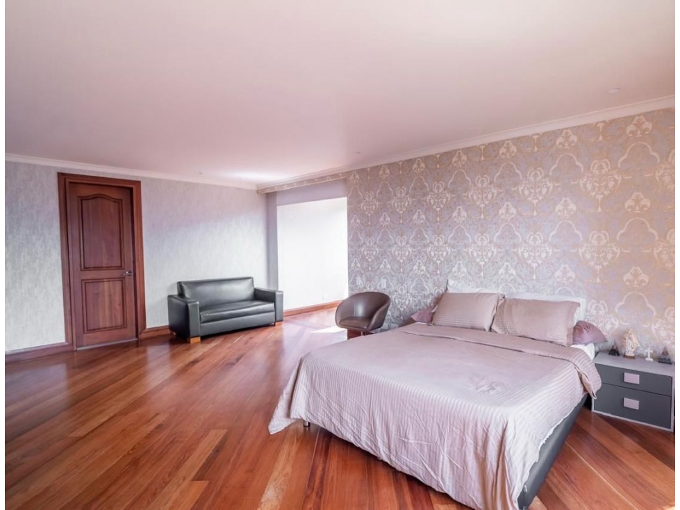 Apartamento en venta en El Poblado, Medellín · foto 19 de 24
