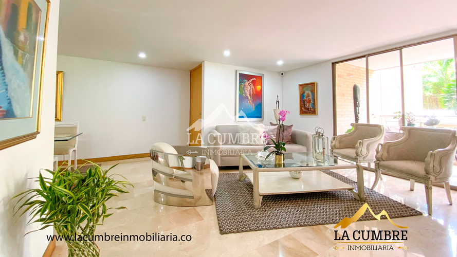 Apartamento de 3 alcobas en arriendo en Los Parra, Medellín, 135 m² · foto 2 de 12