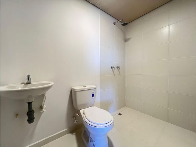 Apartamento de 2 alcobas en venta en Barro Blanco, Rionegro, 63 m² · foto 5 de 6