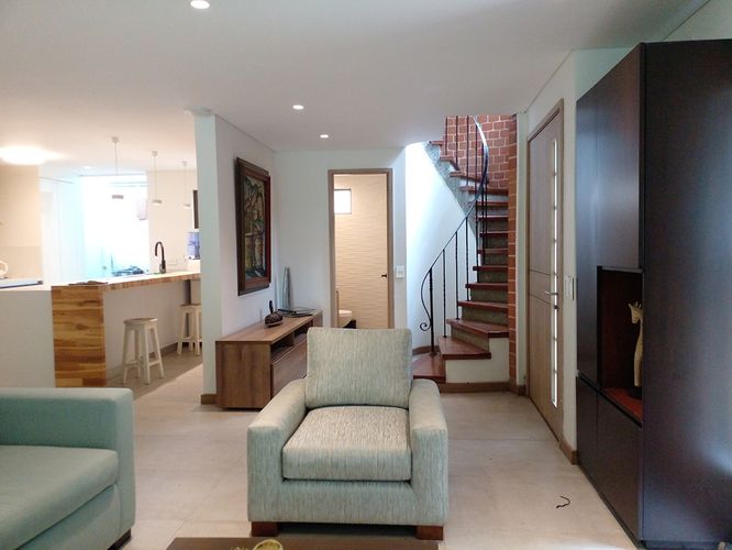 Casa de 3 alcobas en arriendo en El Portal, Envigado, 240 m² · foto 7 de 20