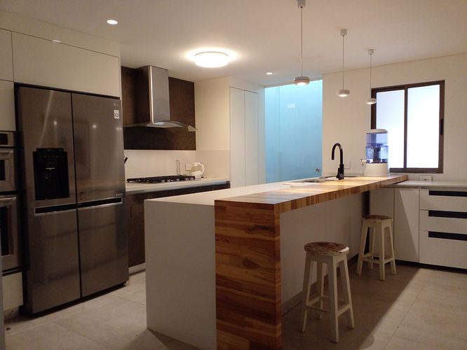Casa de 3 alcobas en arriendo en El Portal, Envigado, 240 m² · foto 9 de 20