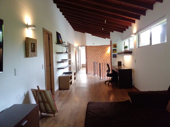 Casa de 3 alcobas en arriendo en El Portal, Envigado, 240 m² · foto 11 de 20