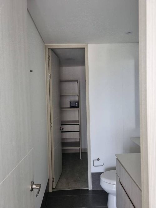 Apartamento de 1 alcoba en arriendo en Loma De Los Gonzalez, Medellín, 55 m² · foto 7 de 10