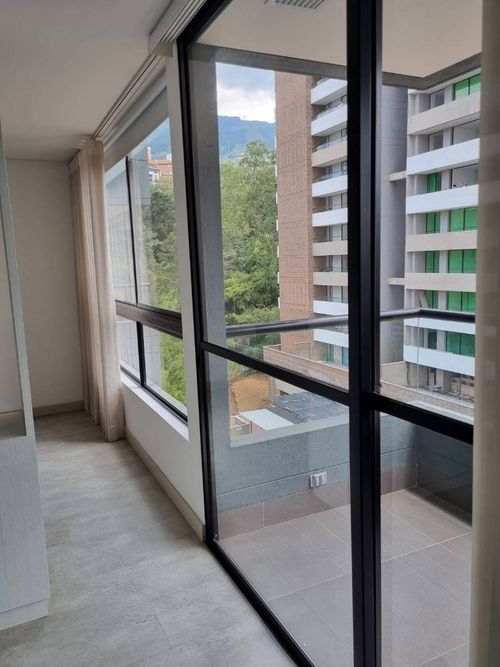 Apartamento de 1 alcoba en arriendo en Loma De Los Gonzalez, Medellín, 55 m² · foto 8 de 10