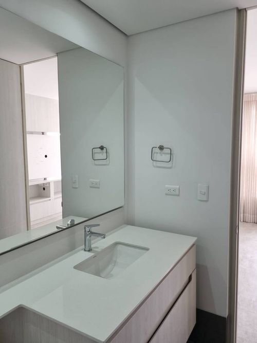 Apartamento de 1 alcoba en arriendo en Loma De Los Gonzalez, Medellín, 55 m² · foto 9 de 10