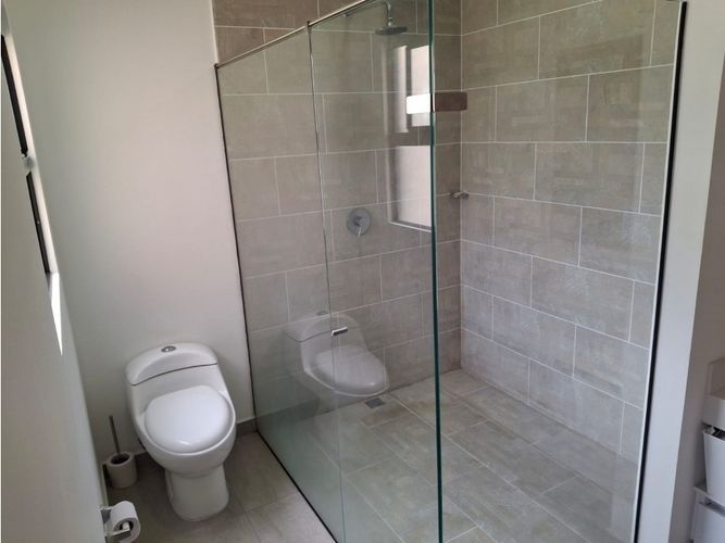 Apartamento de 3 alcobas en venta en Barro Blanco, Rionegro, 154 m² · foto 4 de 13
