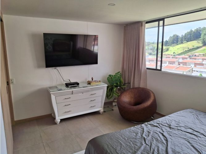 Apartamento de 3 alcobas en venta en Barro Blanco, Rionegro, 154 m² · foto 5 de 13