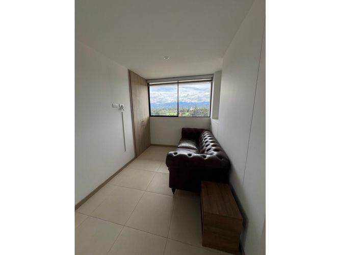 Apartamento de 3 alcobas en venta en Barro Blanco, Rionegro, 78 m² · foto 2 de 11