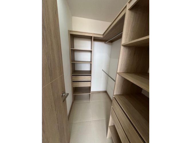 Apartamento de 3 alcobas en venta en Barro Blanco, Rionegro, 78 m² · foto 9 de 11