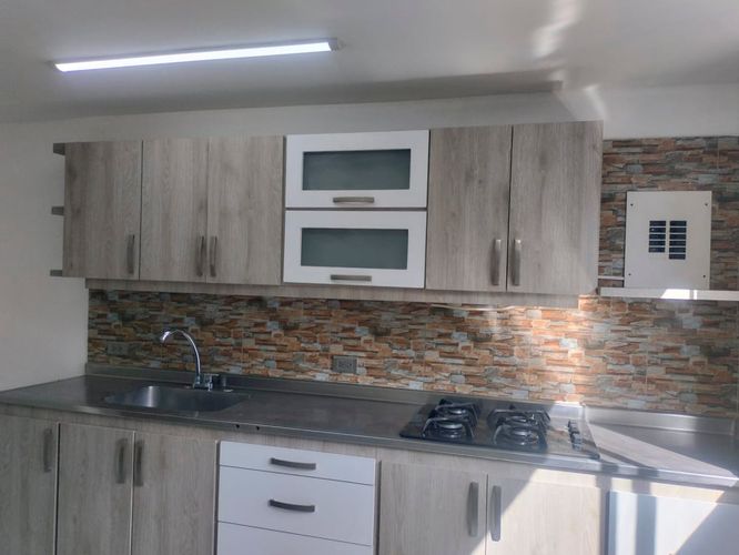 Apartamento de 3 alcobas en arriendo en El Poblado, Medellín, 100 m² · foto 7 de 15