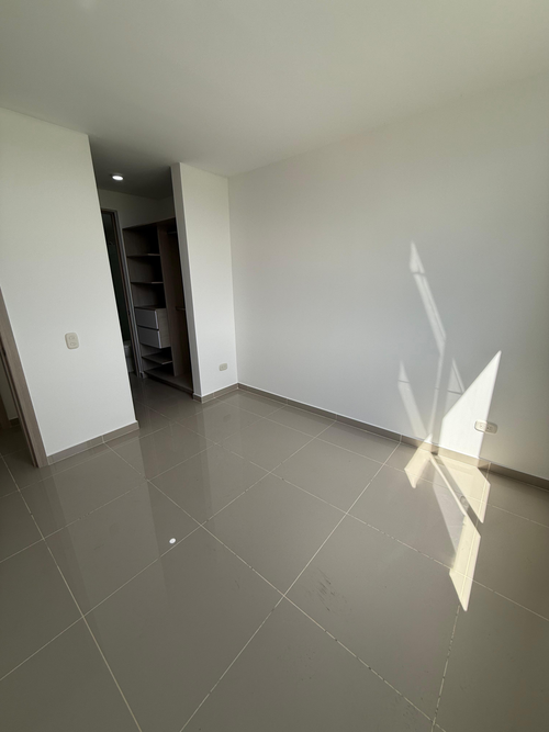 Apartamento de 3 alcobas en venta en Jamundí, 58 m² · foto 4 de 15