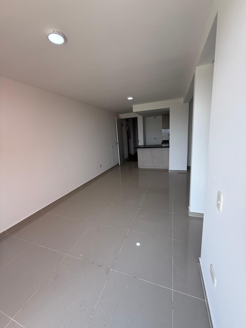 Apartamento de 3 alcobas en venta en Jamundí, 58 m² · foto 2 de 15