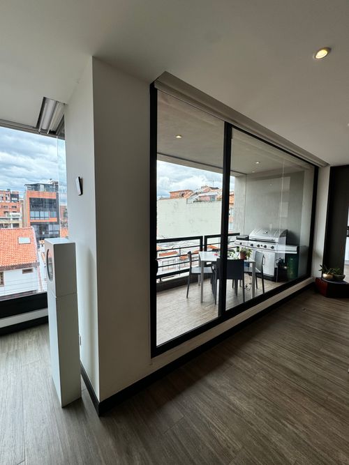 Apartamento de 3 alcobas en venta en Santa Paula, Bogotá, 317 m² · foto 8 de 19
