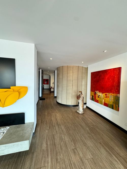 Apartamento de 3 alcobas en venta en Santa Paula, Bogotá, 317 m² · foto 4 de 19