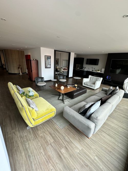 Apartamento de 3 alcobas en venta en Santa Paula, Bogotá, 317 m² · foto 9 de 19