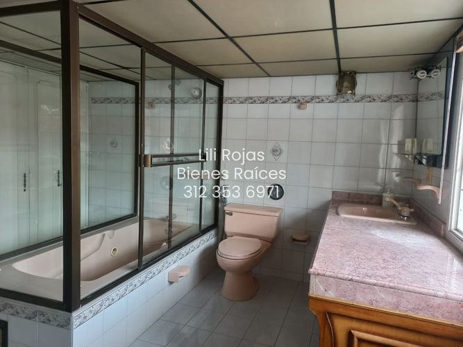 Casa de 4 alcobas en venta en La Floresta, Bogotá, 280 m² · foto 19 de 24