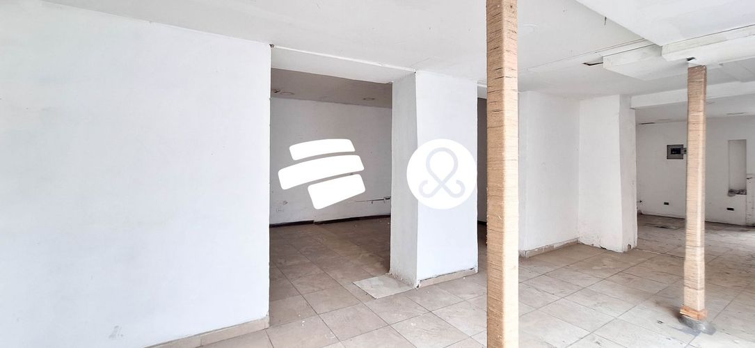 Casa en venta en Andalucia, Bello, 213 m² · foto 9 de 17