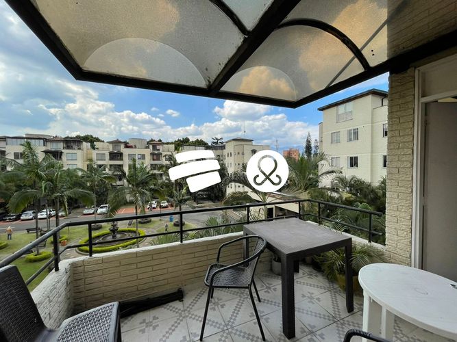 Apartamento de 4 alcobas en venta en Patio Bonito, Medellín, 101 m² · foto 3 de 19