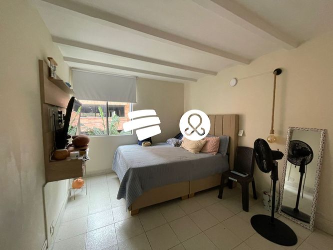Apartamento de 4 alcobas en venta en Patio Bonito, Medellín, 101 m² · foto 4 de 19