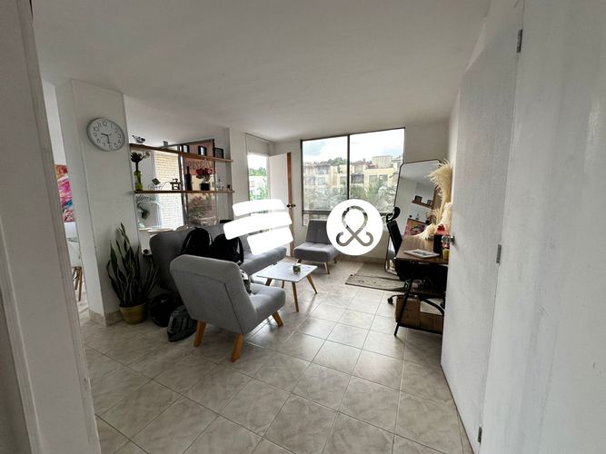 Apartamento de 4 alcobas en venta en Patio Bonito, Medellín, 101 m² · foto 5 de 19