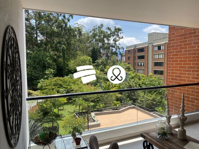 Apartamento de 2 alcobas en venta en Las Lomas, Medellín, 135 m² · foto 3 de 24