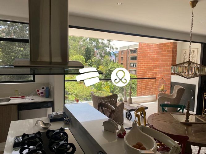 Apartamento de 2 alcobas en venta en Las Lomas, Medellín, 135 m² · foto 5 de 24