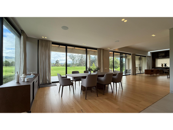 Casa de 4 alcobas en venta en Centro, La Calera, 780 m² · foto 6 de 24