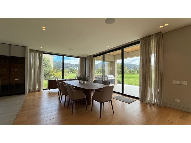 Casa de 4 alcobas en venta en Centro, La Calera, 780 m² · foto 7 de 24