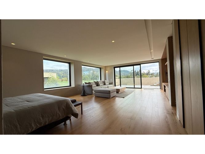 Casa de 4 alcobas en venta en Centro, La Calera, 780 m² · foto 11 de 24