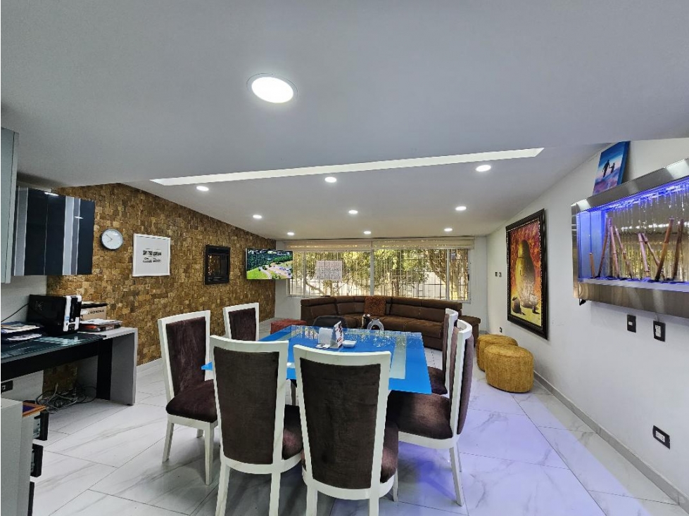 Apartamento en venta en Puente Largo, Bogotá · foto 3 de 9