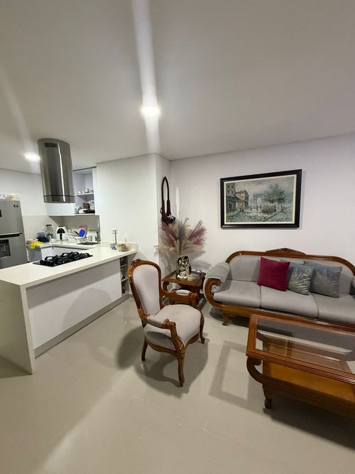 Apartamento de 3 alcobas en venta en City Center, Bucaramanga, 78 m² · foto 2 de 17