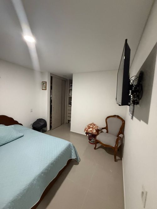 Apartamento de 3 alcobas en venta en City Center, Bucaramanga, 78 m² · foto 11 de 17