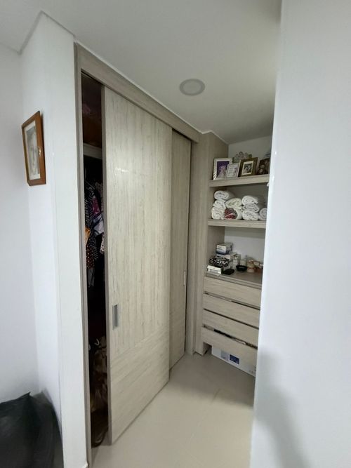 Apartamento de 3 alcobas en venta en City Center, Bucaramanga, 78 m² · foto 13 de 17