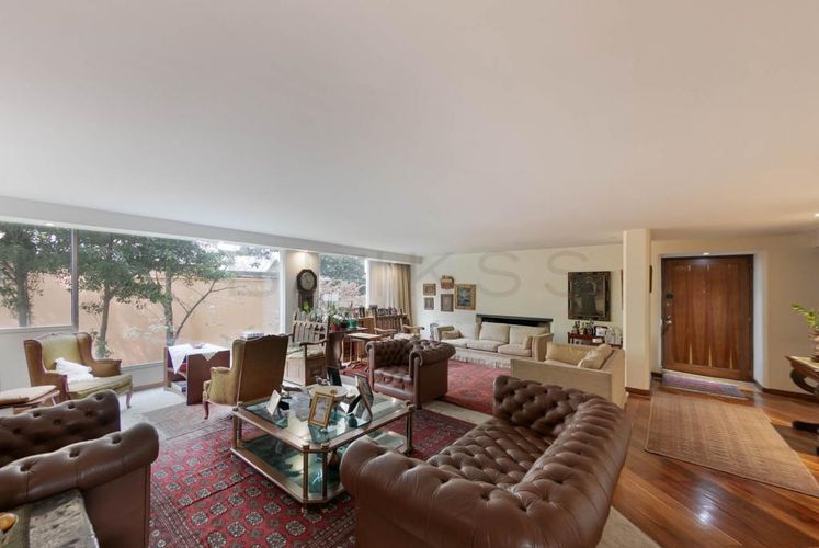 Apartamento de 3 alcobas en venta en Bellavista, Bogotá, 234 m² · foto 3 de 21